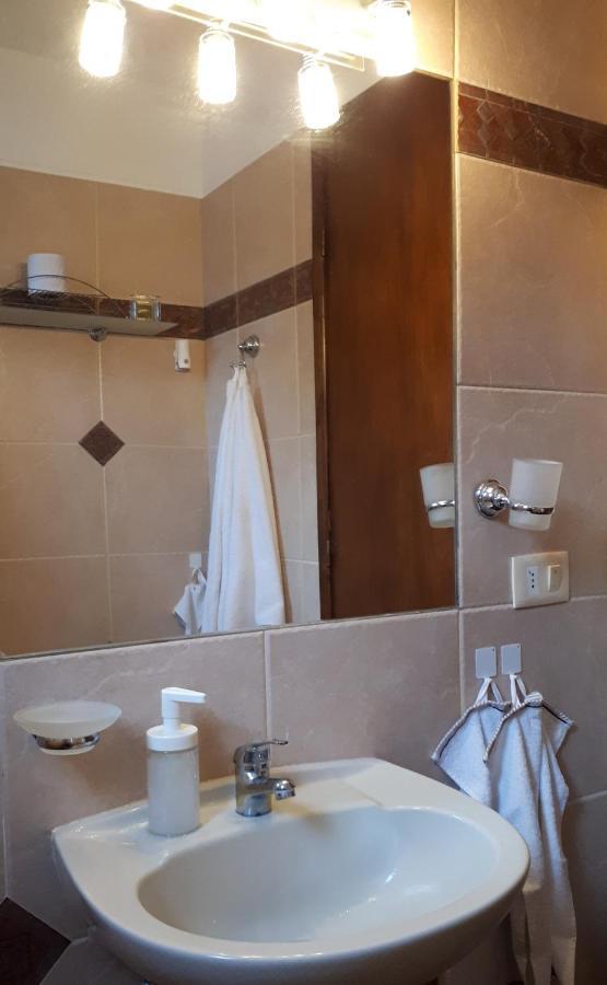 Comoda Casa Con Inmejorable Ubicacion Y Servicios Villa Fray Bentos Exterior photo